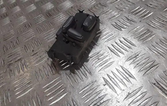 Chrysler Pacifica Seat control switch OYD10TRMAD