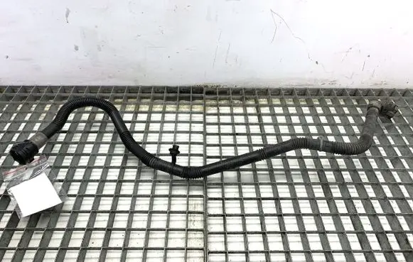 Tesla Model Y Engine coolant pipe/hose 165978200B