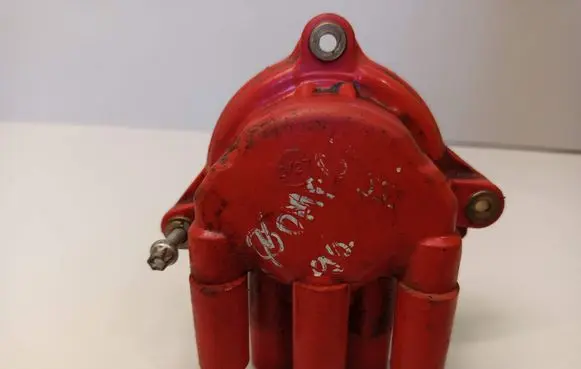 Opel Omega A Spark distributor cap 