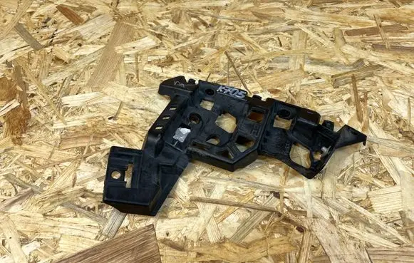 Opel Astra K Front bumper mounting bracket 13423687