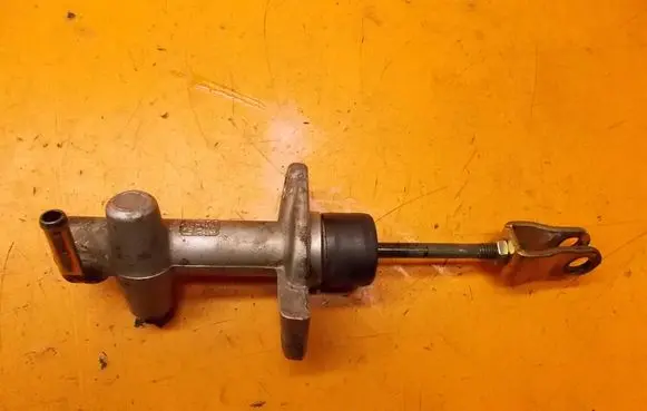 Chevrolet Aveo Clutch release bearing slave cylinder 