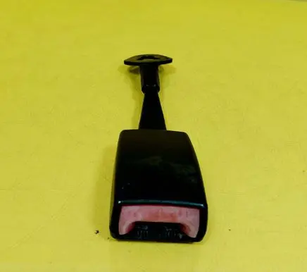 Audi A4 S4 B7 8E 8H Front seatbelt buckle 8E0857755C01C