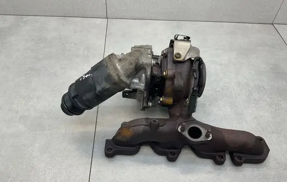 Volkswagen PASSAT CC Turbo 03L253056G