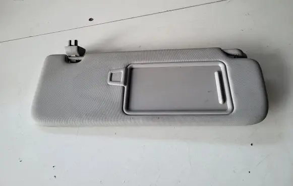 KIA Sportage Sun visor