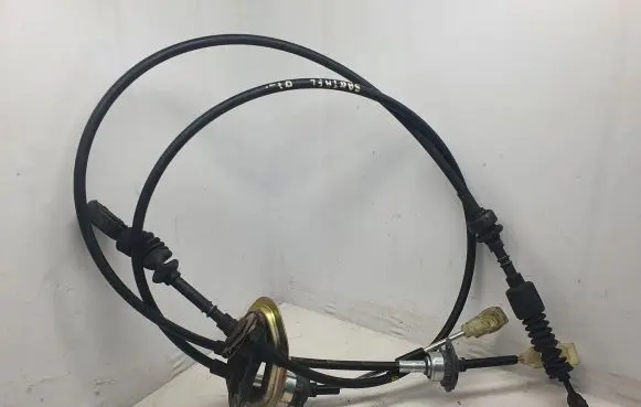 Hyundai Santa Fe Gear shift cable linkage