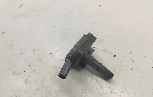 Volkswagen PASSAT B6 Oil level sensor 1J0907660C 6PR00807903