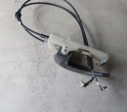 Hyundai Tucson JM Front door interior handle