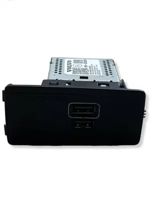 Volvo XC90 USB socket connector 31407038