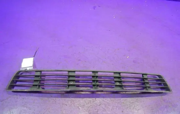 Audi A4 S4 B5 8D Front bumper lower grill 8D0807683