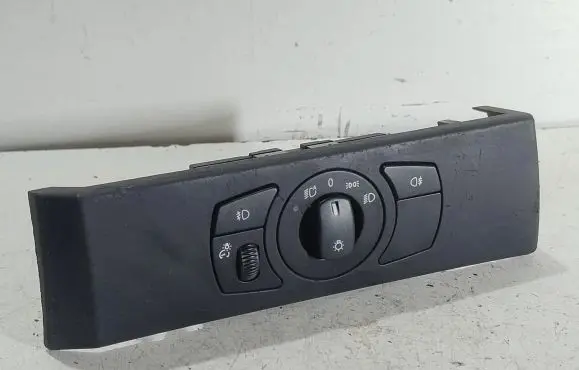 BMW 5 E60 E61 Light switch 6953735