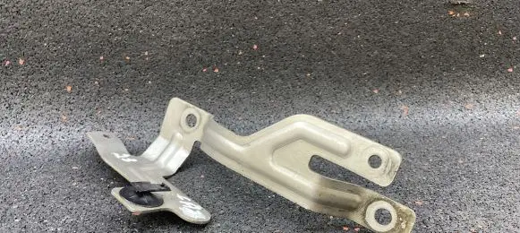 Audi A4 S4 B9 Other engine bay part 04L131561H