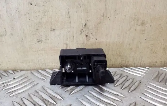 Honda CR-V Glove box light 