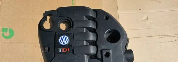 Volkswagen PASSAT B5.5 Engine cover (trim) 038103925be
