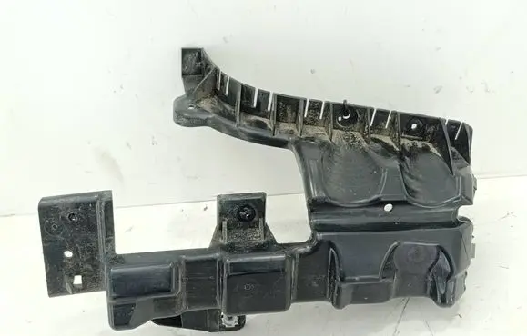 Chrysler Pacifica Rear bumper mounting bracket 68229239AD 93785W