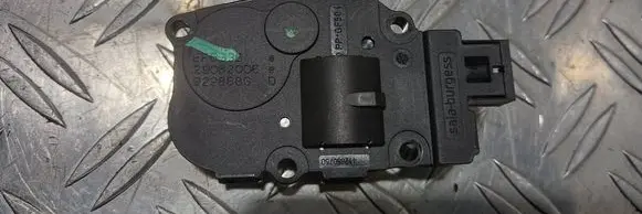 Mercedes-Benz R W251 Air flap motor/actuator 929888G
