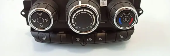 Mini Cooper Countryman F60 Air conditioning (A/C) switch 9334601 61319334601