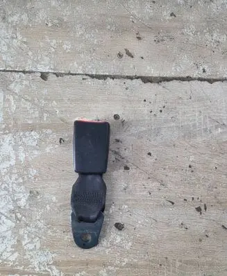 Citroen C3 Rear seatbelt buckle 33015510 040804 9640832177
