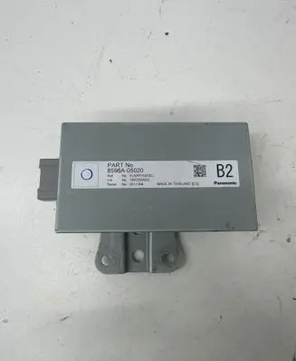 Toyota Avensis T270 Other control units/modules 8598A05020