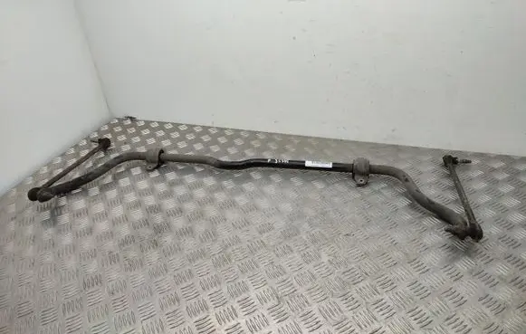 Mercedes-Benz CLA C117 X117 W117 Front anti-roll bar/sway bar A2463203411