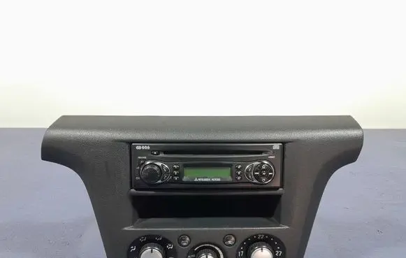 Mitsubishi Outlander Climate control unit MR979972HA