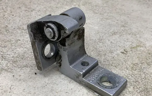 Audi A3 S3 8L Rear door upper hinge 