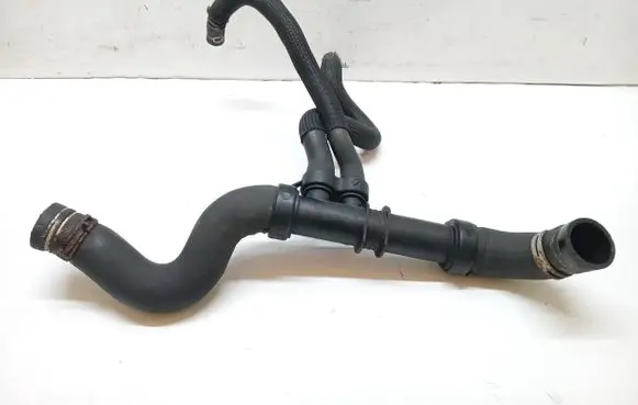 Renault Scenic II - Grand scenic II Engine coolant pipe/hose HSR20808