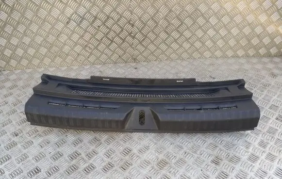 Audi A1 Trunk/boot sill cover protection 82A863471