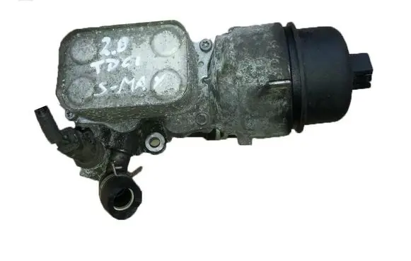 Ford Kuga I Engine oil radiator 