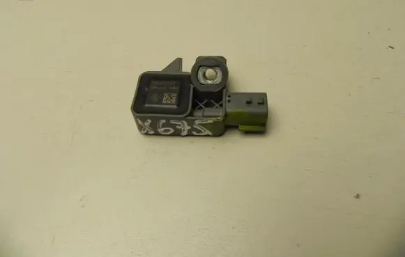 Renault Captur Sensor 988326121R X675