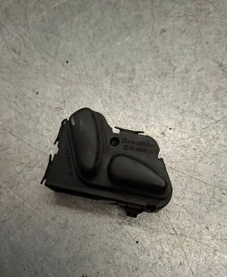 Mercedes-Benz E W211 Seat control switch 2108213751 03463810