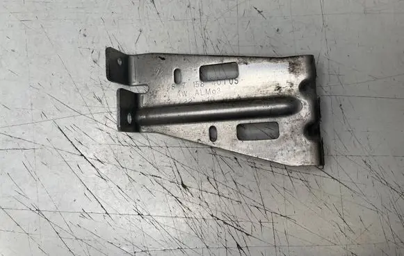 BMW X5 E70 Fuel tank mounting bracket 7158401