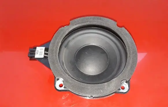Hyundai i40 Subwoofer speaker 963803Z050 40825