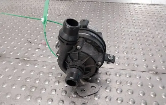 Mercedes-Benz E W213 Electric auxiliary coolant/water pump A0005002686