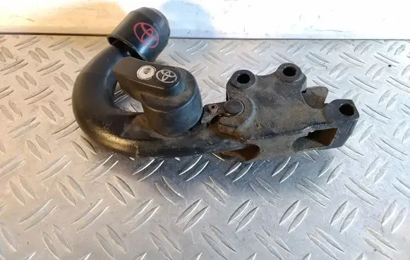 Toyota Land Cruiser (J200) Detachable towbar 