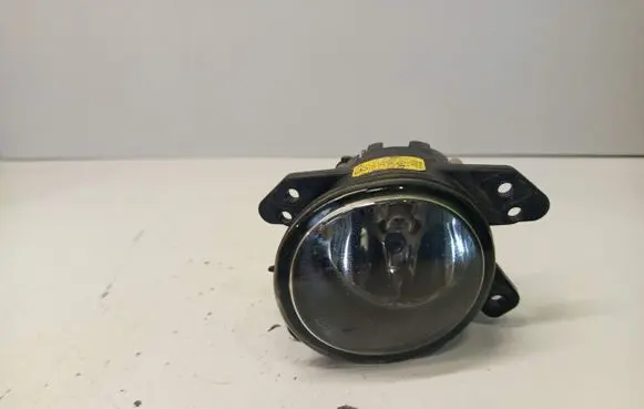 Mercedes-Benz ML W164 Front fog light A2518200856 030507600201
