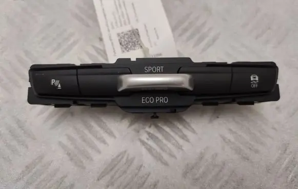 BMW 2 F46 Parking (PDC) sensor switch 9323941