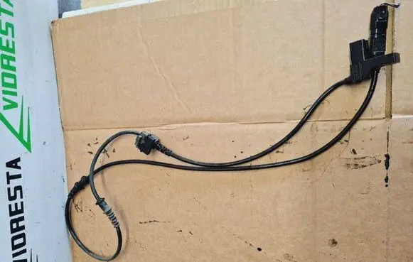 Mercedes-Benz Vito Viano W447 ABS brake wheel speed sensor A1175408741