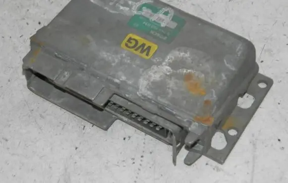 Opel Omega A Engine control unit/module ECU 0265103034