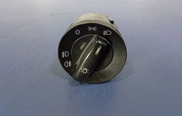 Volkswagen Caddy Light switch 1T0941431Q