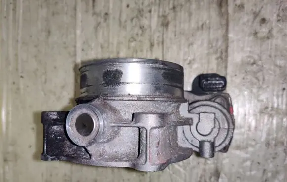 Cadillac SRX Throttle valve 12632172BA