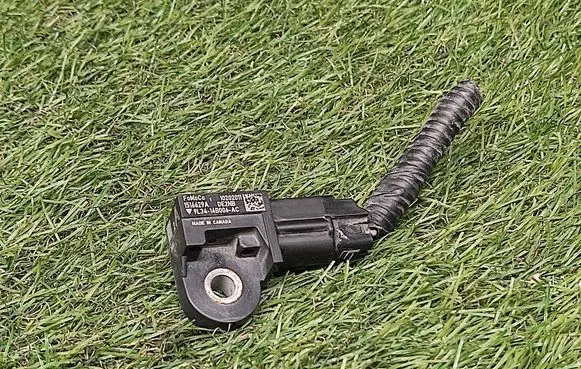 Ford Explorer Airbag deployment crash/impact sensor 9L3414B006AC
