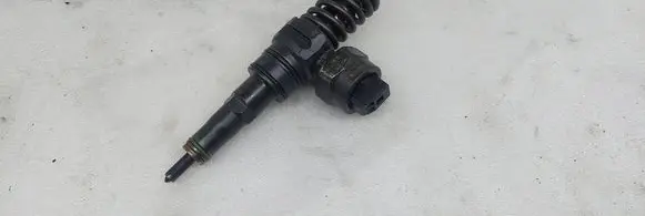 Volkswagen Sharan Fuel injector 038130073AC 0414720029
