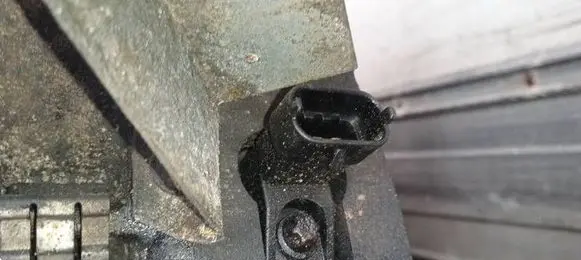 Mercedes-Benz R W251 Crankshaft position sensor 