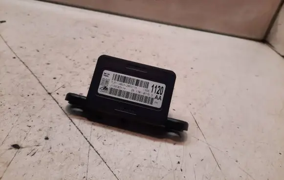 Opel Insignia A Antenna control unit TLR11202312063Y1H 25170107153