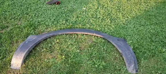 Iveco Daily 35.8 - 9 Side skirt front trim 50712