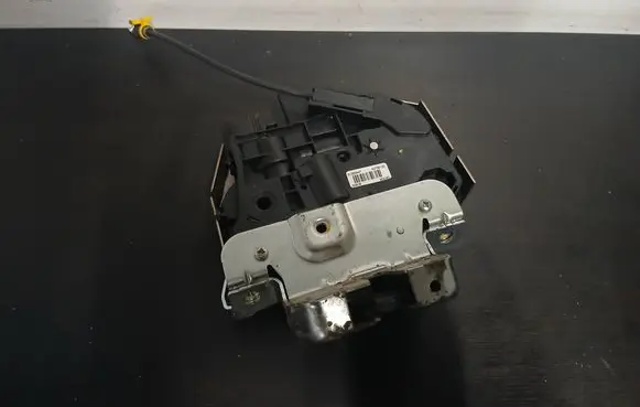 Tailgate/trunk/boot lock/catch/latch
