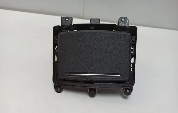 Cup holder front