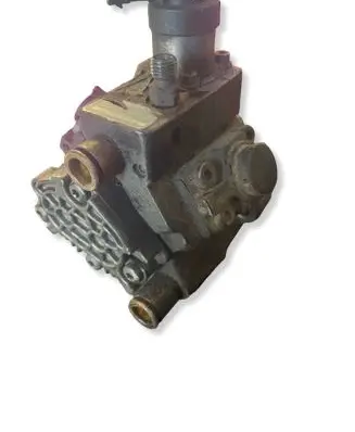 KIA Carens III Fuel injection high pressure pump 331002A420 5609390 0445010206