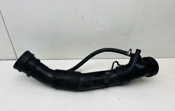 Audi A4 S4 B5 8D Air intake hose/pipe 06B129627 058133356D