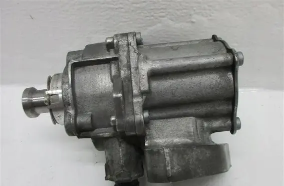 BMW 5 F10 F11 Vacuum pump